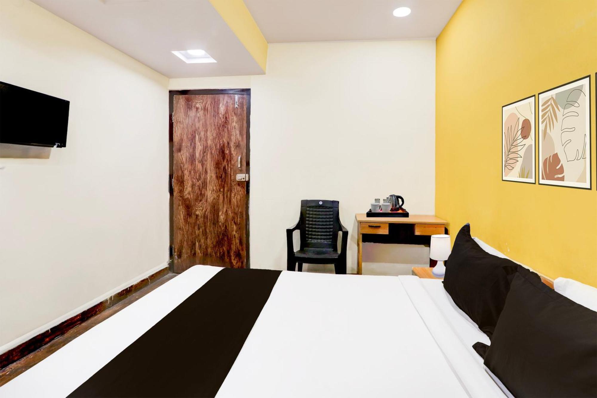 Super Hotel O Medipally Upal 外观 照片